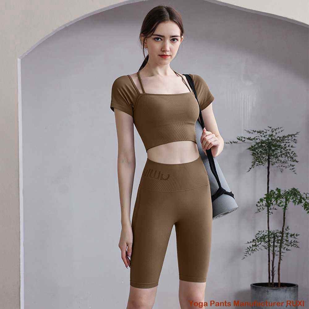 بنطلون نسائي بخصر مرتفع مع جيوب