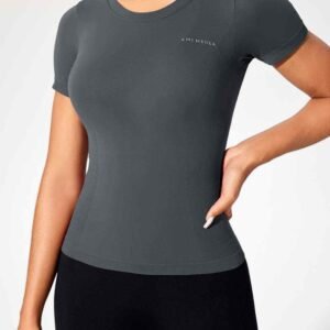 شورت جولف رجالي باللون الوردي