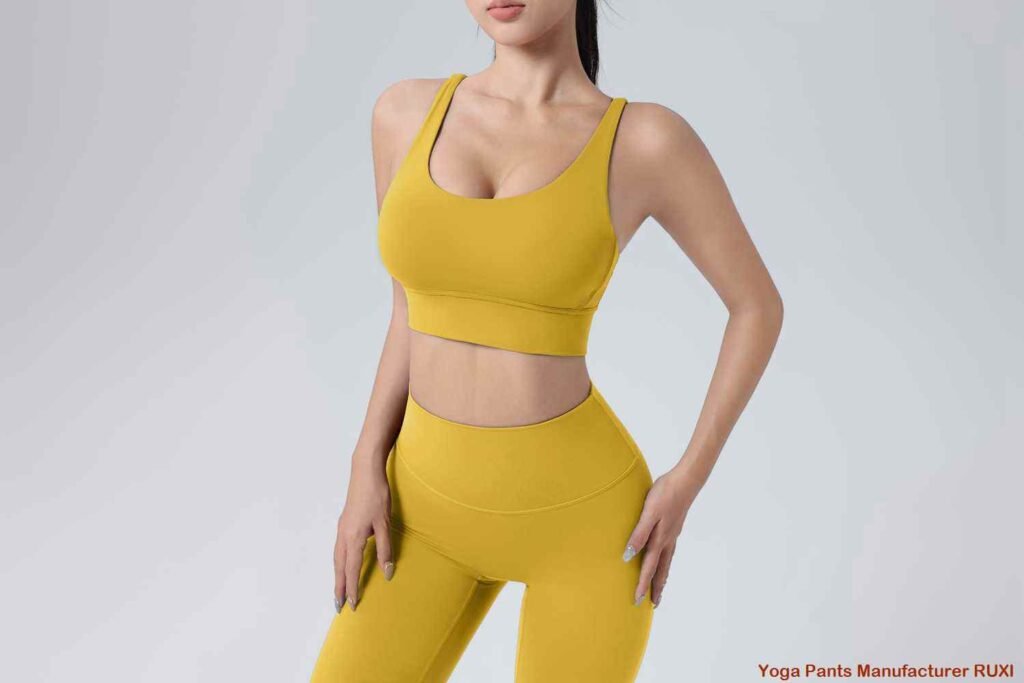 بنطال يوغا قصير RUXI ae3425