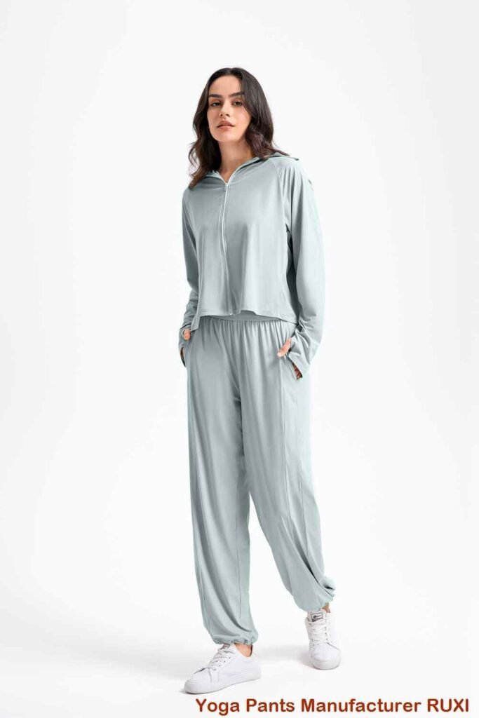 شورت يوغا لامع RUXI ae3577
